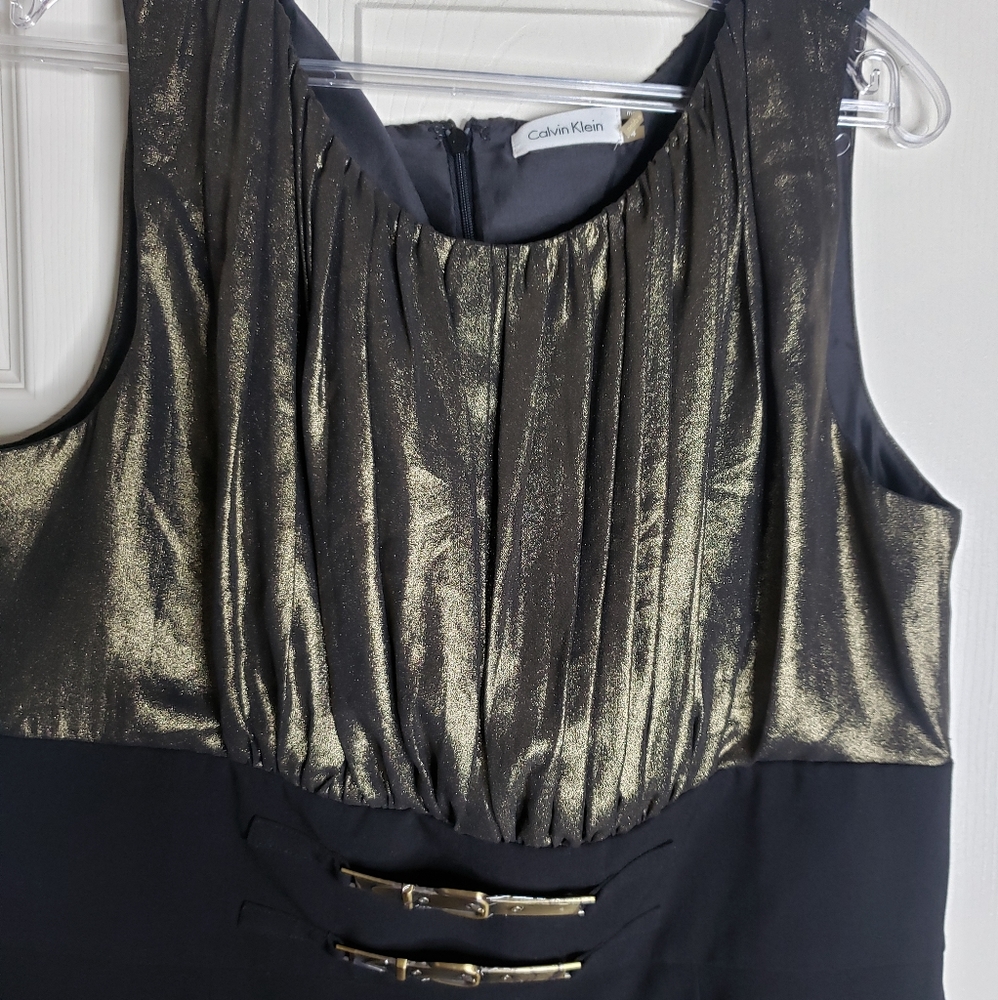 Dress - Picture 4 of 4